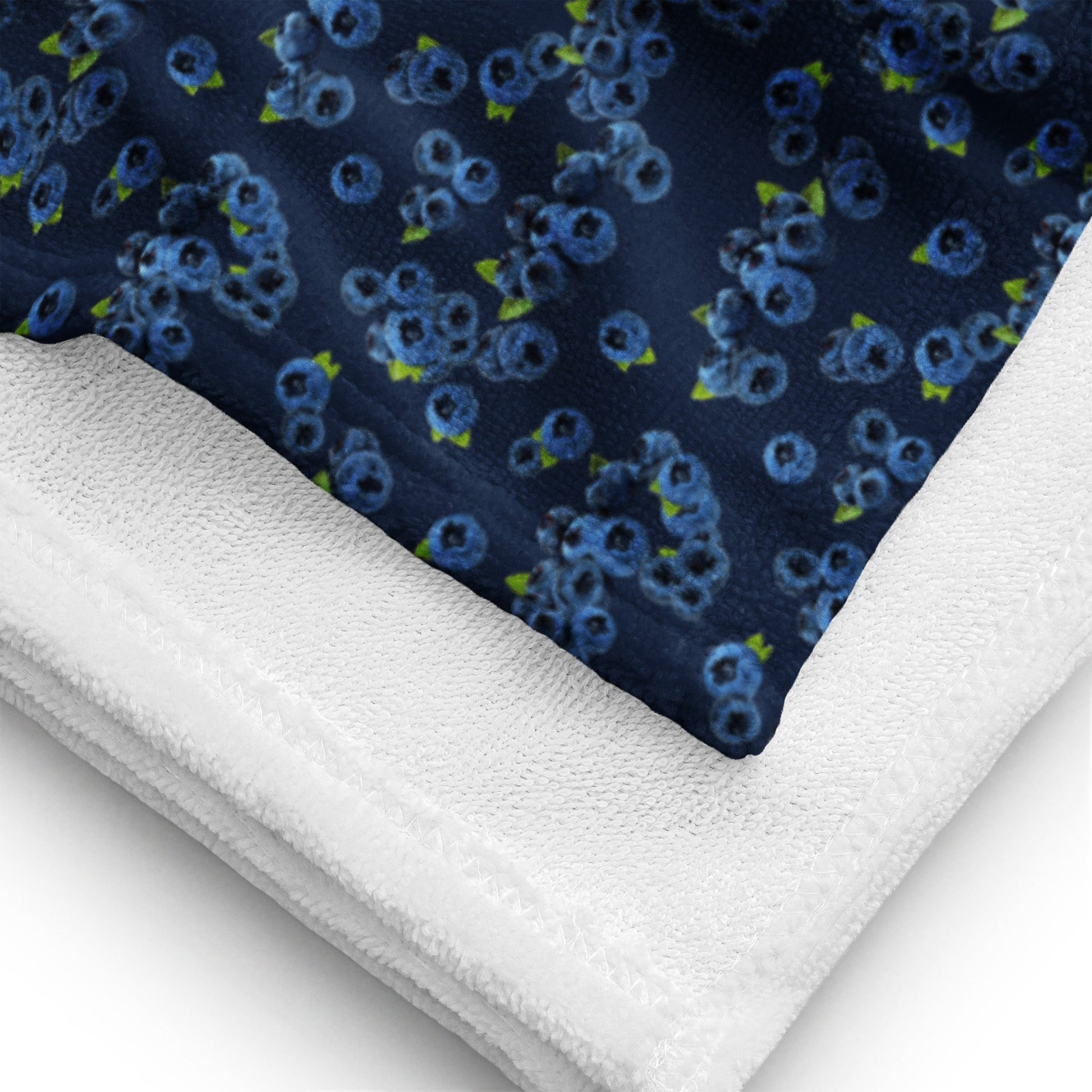 Blueberries Towel - ninanush