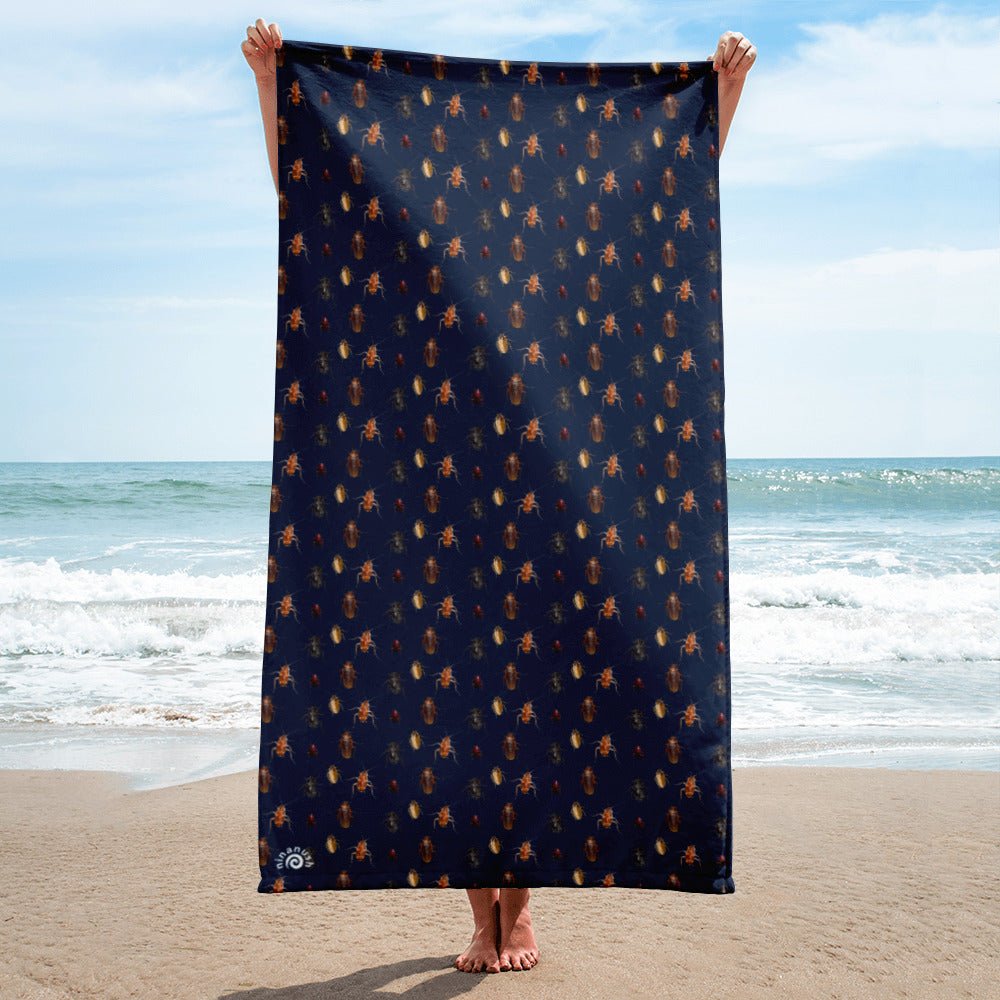 Cockroach Towel - ninanush